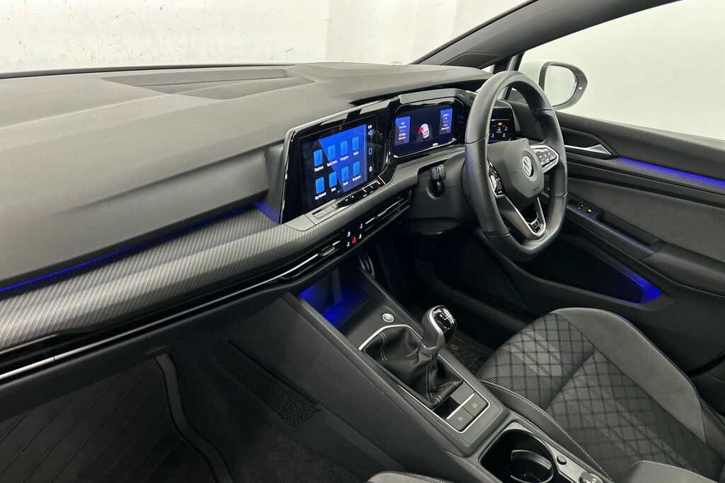 Volkswagen Golf 1.5 Tsi 150 R-line White #2