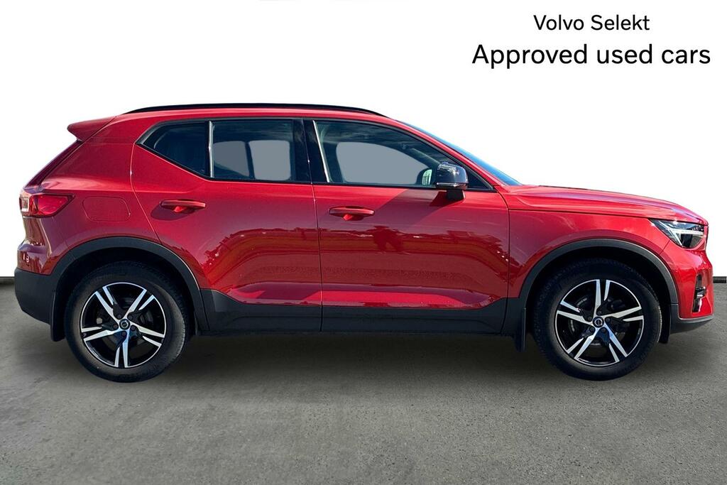 Volvo XC40 Plus, B3 Mild Hybrid, Dark Red #4