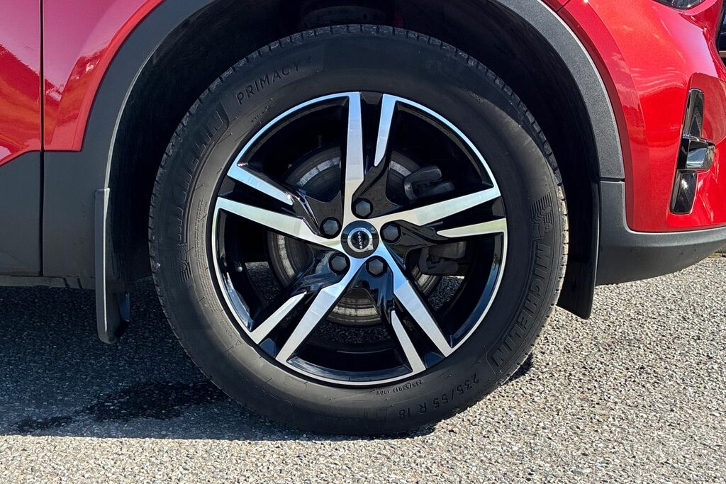 Volvo XC40 Plus, B3 Mild Hybrid, Dark Red #5