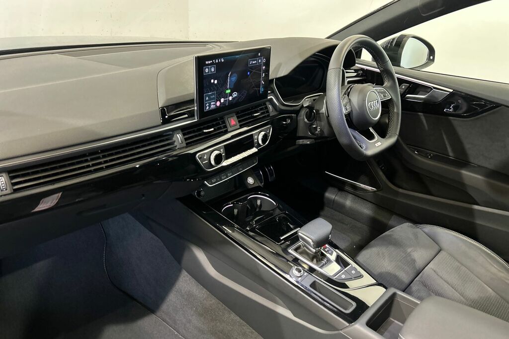 Audi A5 Hatchback Black #2