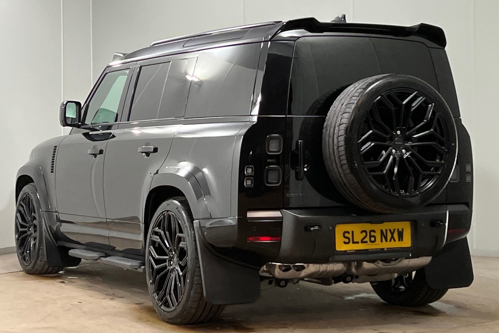 Land Rover Defender 110 D250 Hard Top X-dynamic Se Black #2