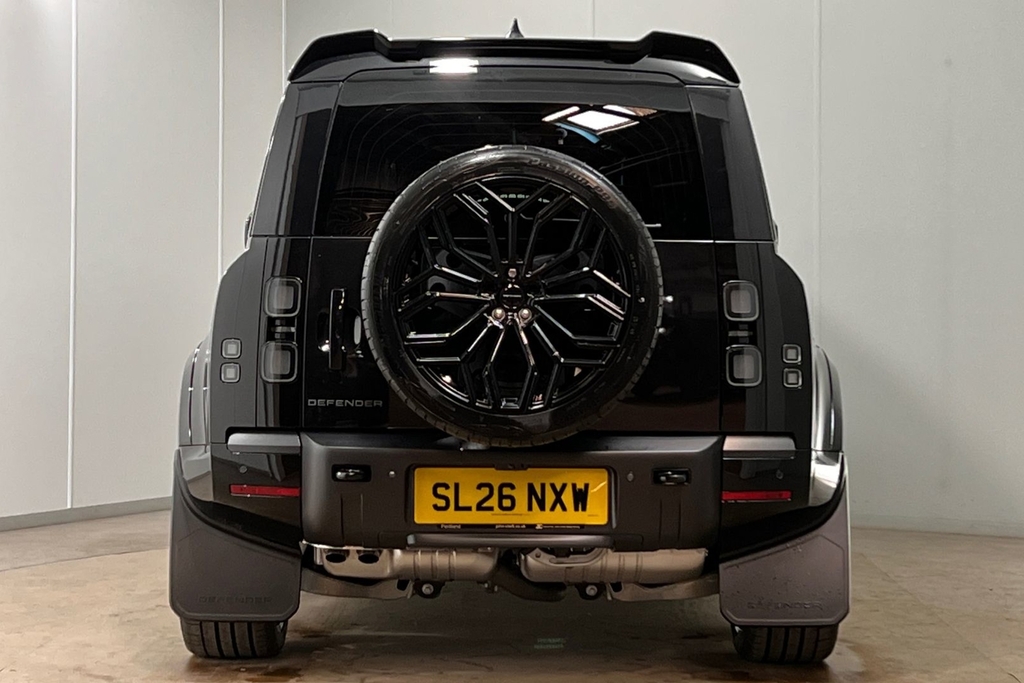 Land Rover Defender 110 D250 Hard Top X-dynamic Se Black #6
