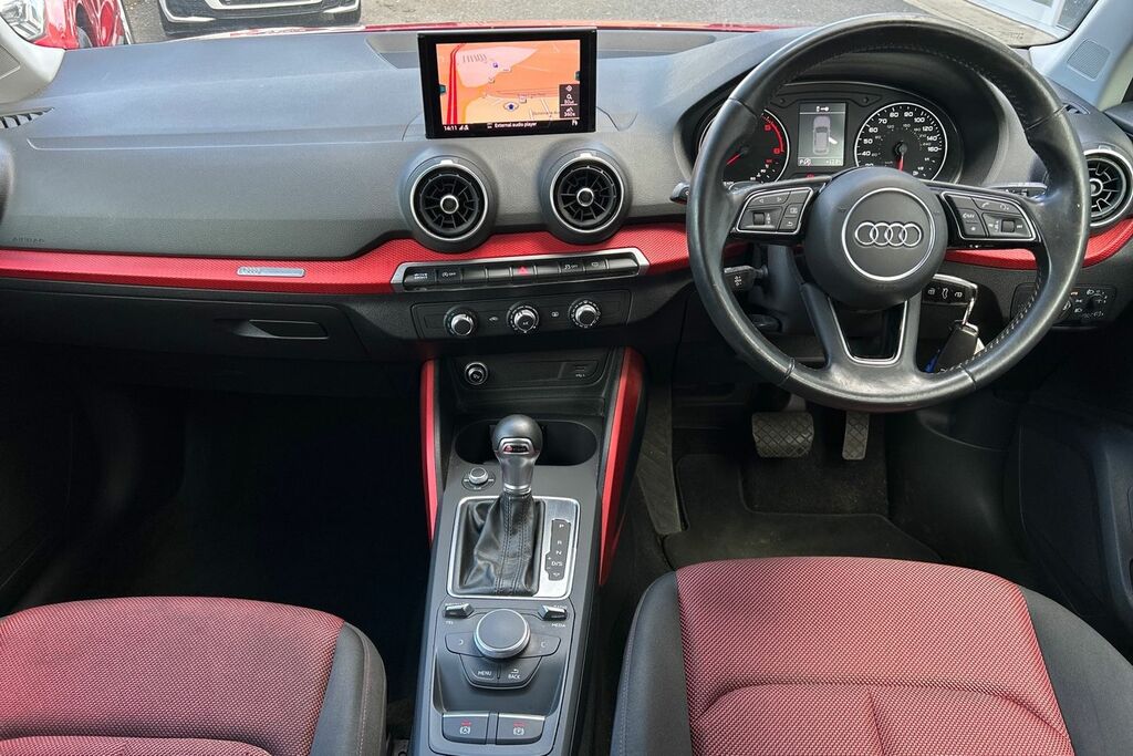 Audi Q2 30 Tfsi Black Edition Grey #10