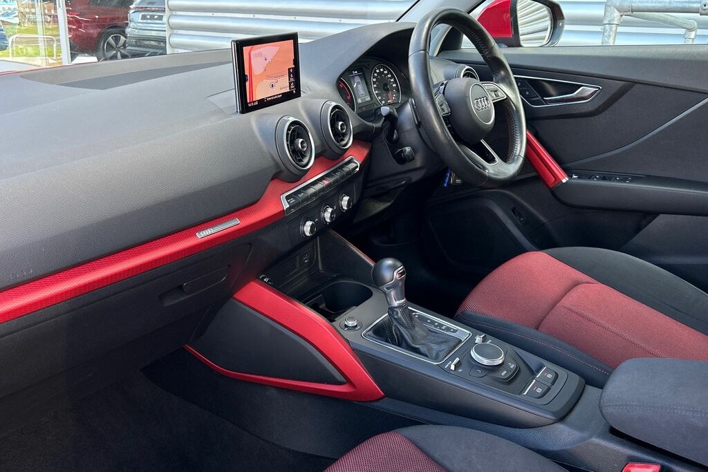 Audi Q2 Sport 30 Tdi 116 Ps S Tronic Red #2