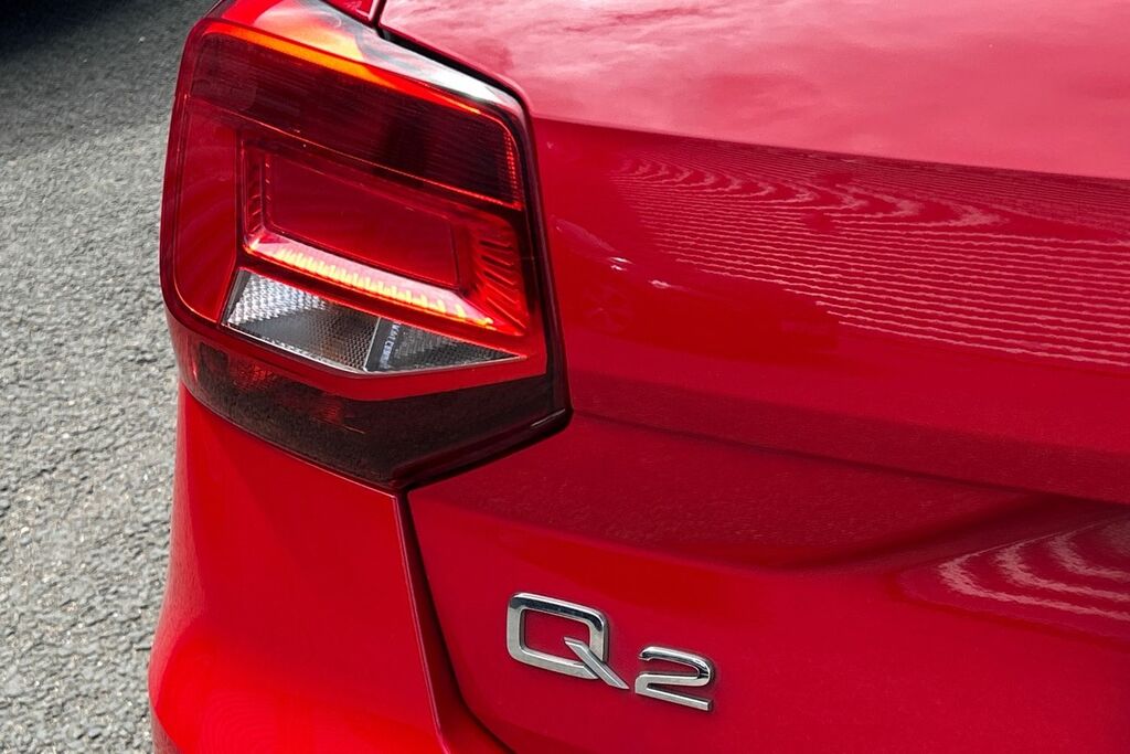 Audi Q2 30 Tfsi Black Edition Grey #19