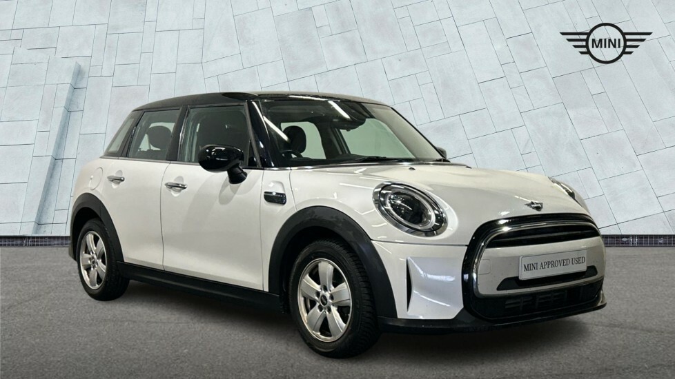 Mini Hatch 5-Door Cooper Classic SV23WLA White