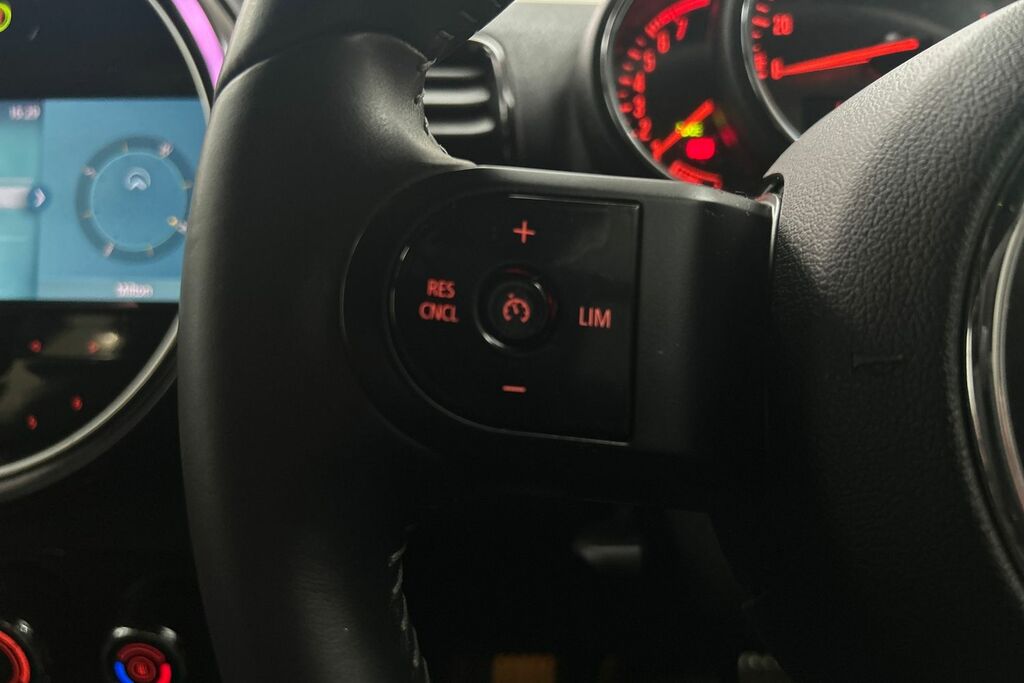 Mini Clubman John Cooper Works Black #8