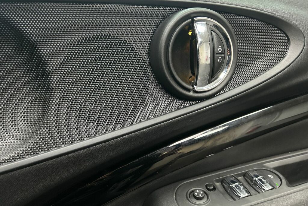 Mini Clubman John Cooper Works Black #22