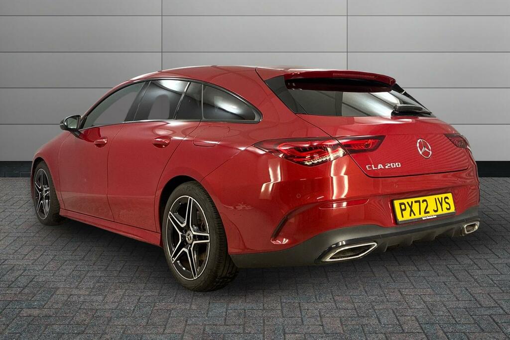 Mercedes-Benz CLA Class 200 Amg Line Executive Tip Red #3