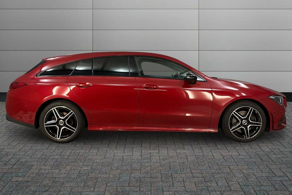 Mercedes-Benz CLA Class 200 Amg Line Executive Tip Red #4