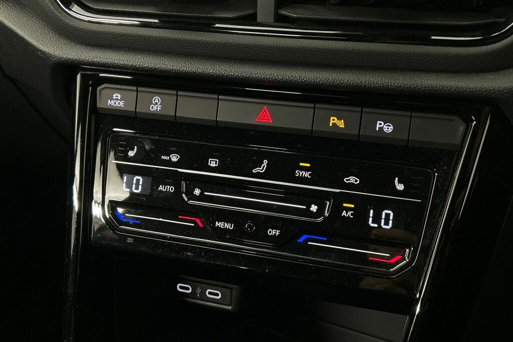 Volkswagen T-Roc Active Blue #17