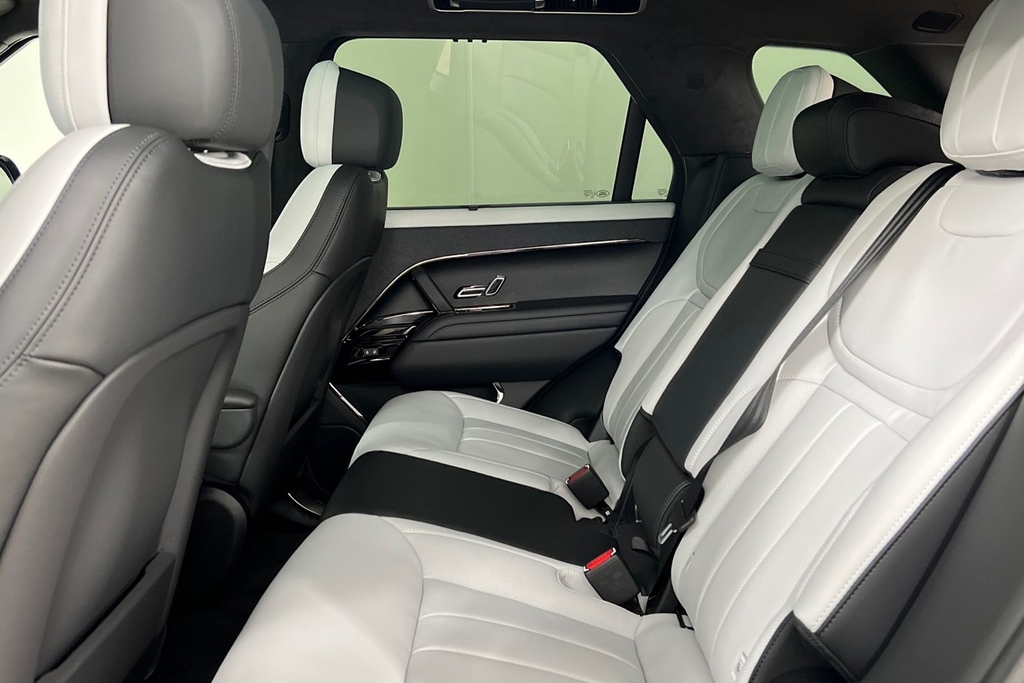 Land Rover Range Rover Sport D350 Autobiography Purple #4