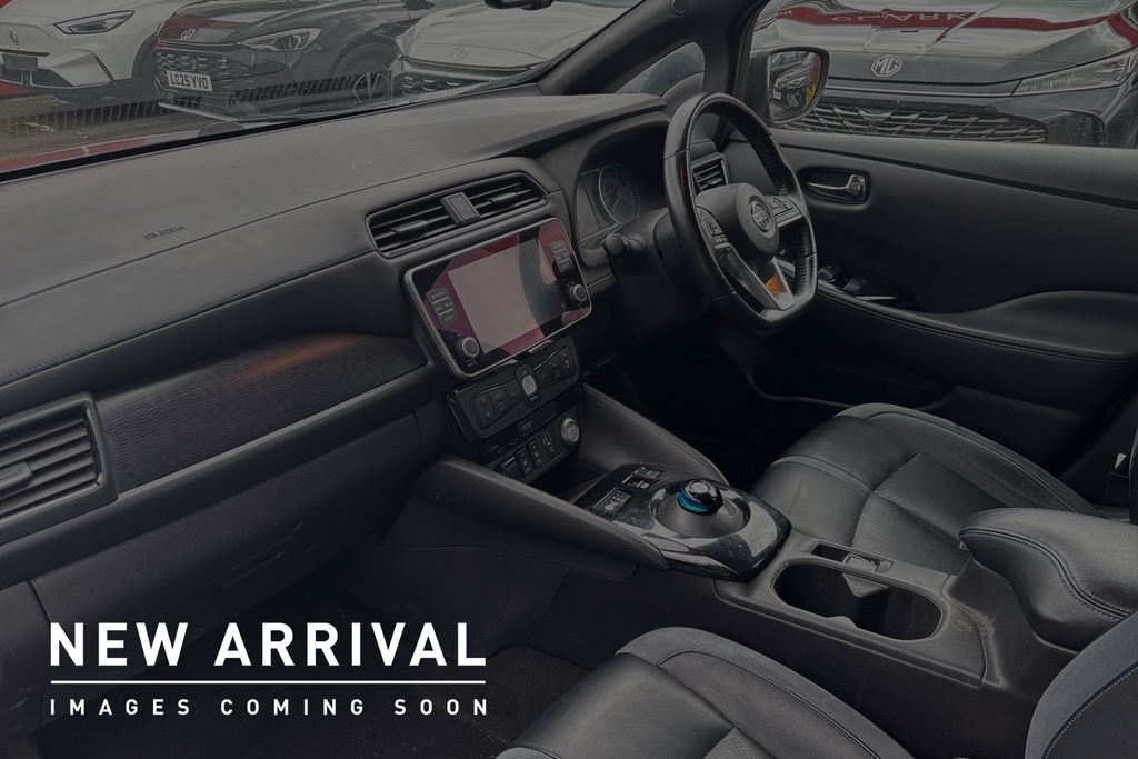 Nissan Leaf 40Kwh Tekna Hatchback 150 Ps Grey #2