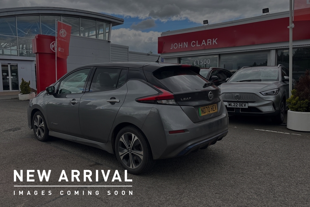 Nissan Leaf 40Kwh Tekna Hatchback 150 Ps Grey #3