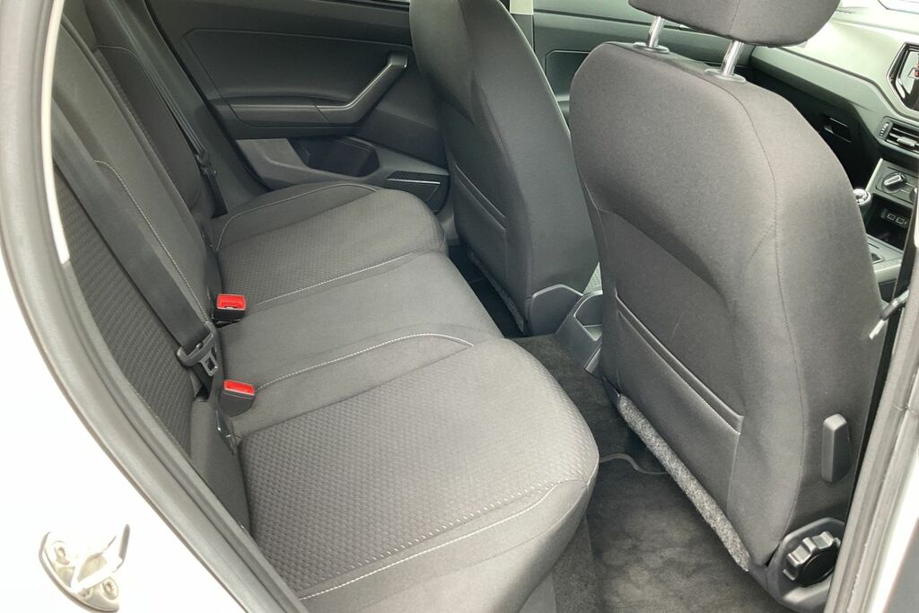 Volkswagen Polo Hatchback White #17
