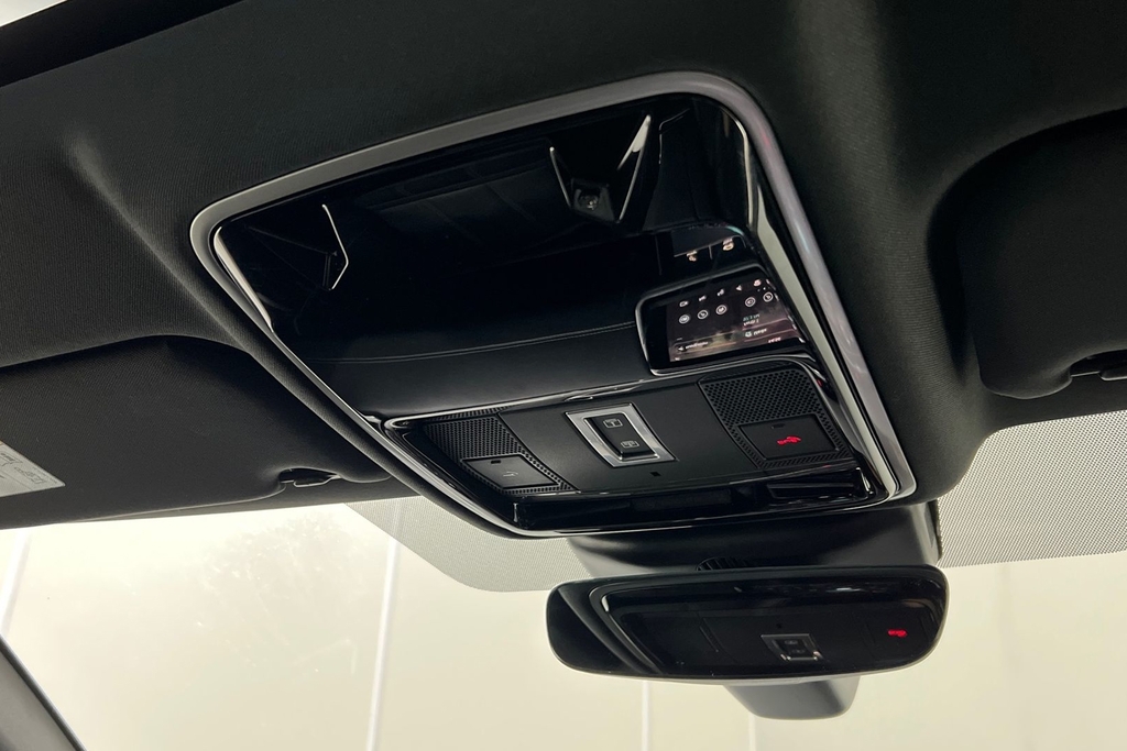Land Rover Range Rover Velar R-dynamic Se White #23