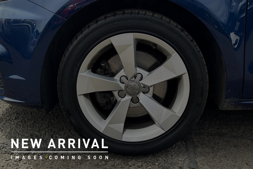 Audi A1 1.6L Sportback Tdi S Line Black #5