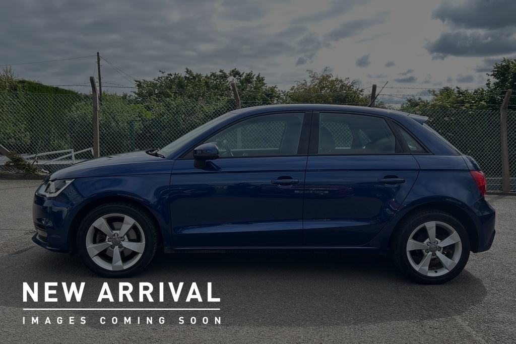 Audi A1 1.6L Sportback Tdi S Line Black #4