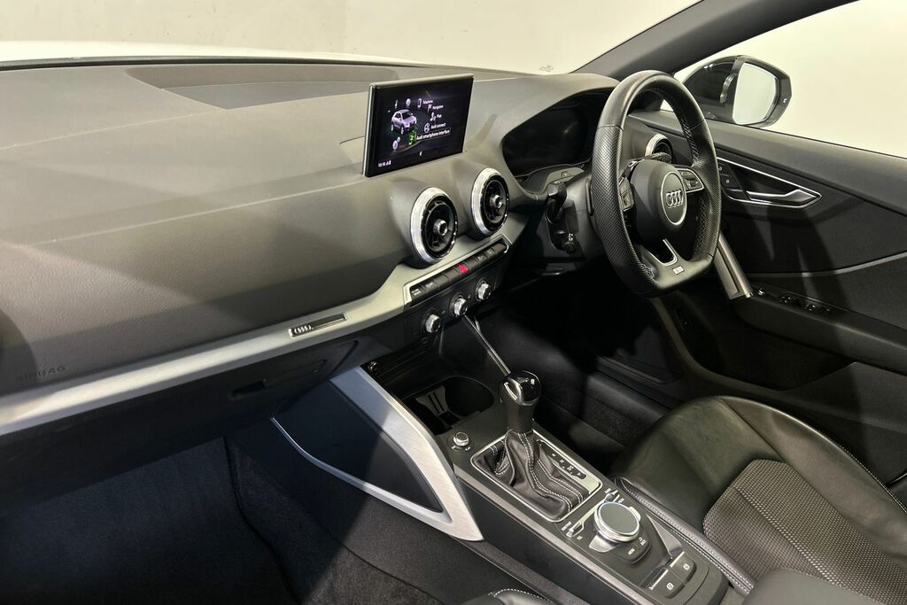 Audi Q2 Black Edition 35 Tfsi 150 Ps S Tronic SW22PKC White #2