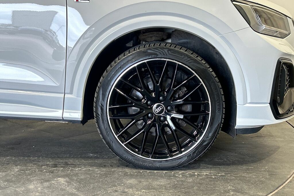 Audi Q2 Black Edition 35 Tfsi 150 Ps S Tronic SW22PKC White #5
