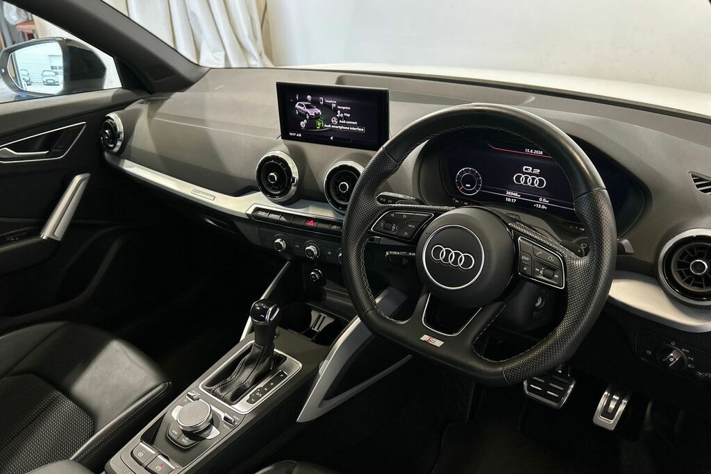 Audi Q2 Black Edition 35 Tfsi 150 Ps S Tronic SW22PKC White #6
