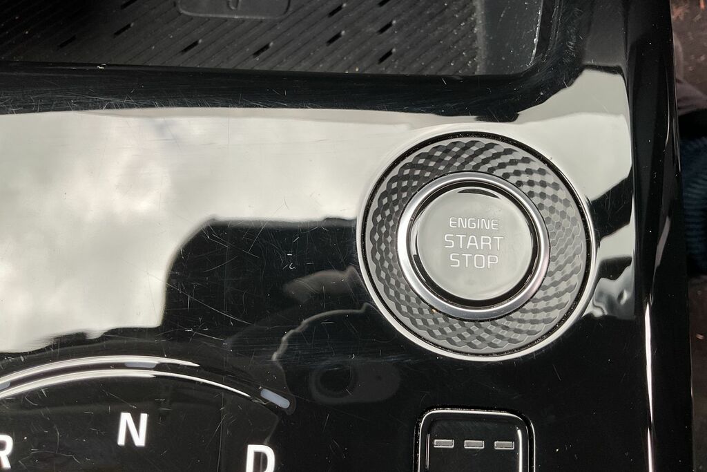 Kia Niro 1.6 Gdi Phev 2 Dct Red #28