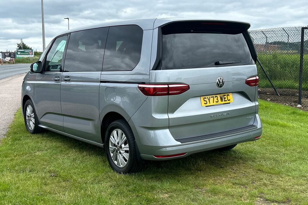 Volkswagen Multivan 1.4 Tsi Ehybrid Life Dsg Silver #3