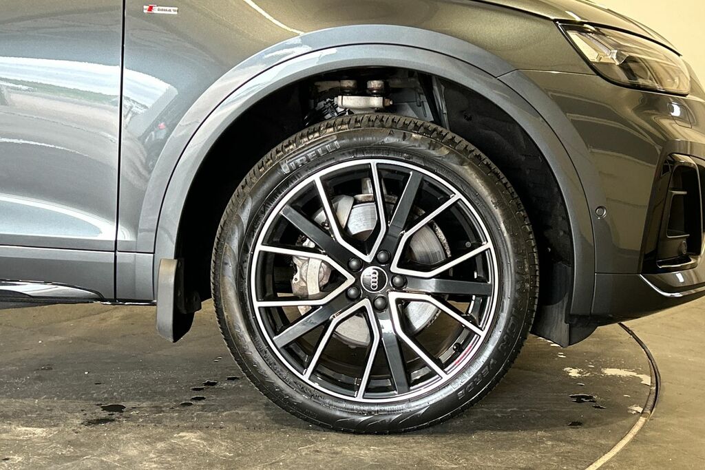 Audi Q5 Black Edition 40 Tdi Quattro 204 Ps S Tronic Grey #5