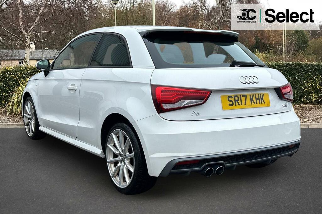 Audi A1 Sportback Tfsi Sport Silver #4