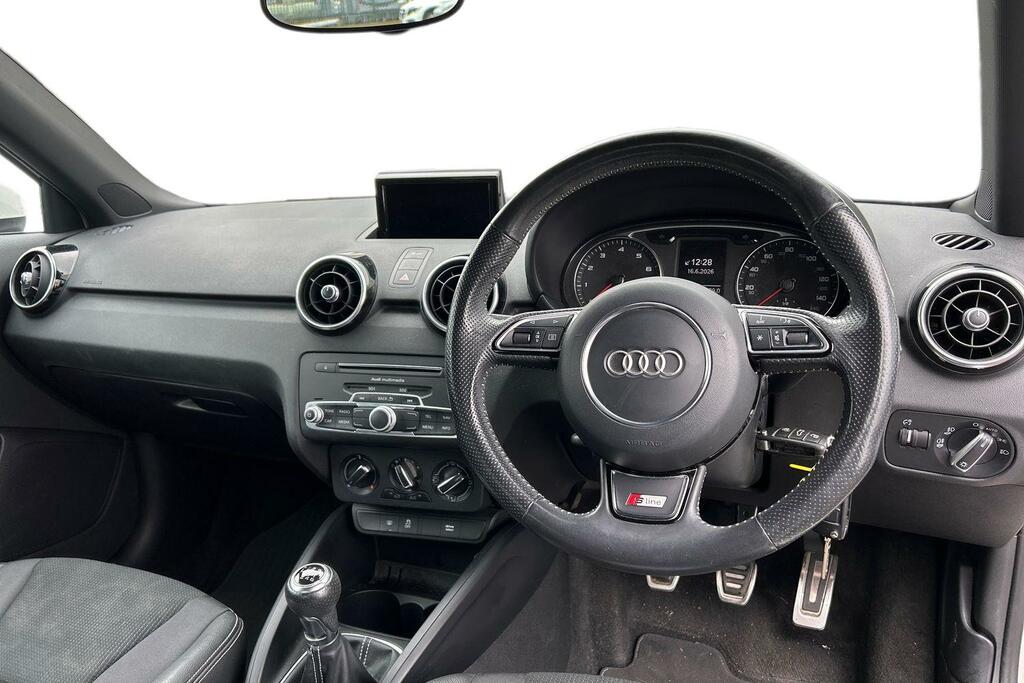 Audi A1 Sportback Tfsi Sport Silver #5