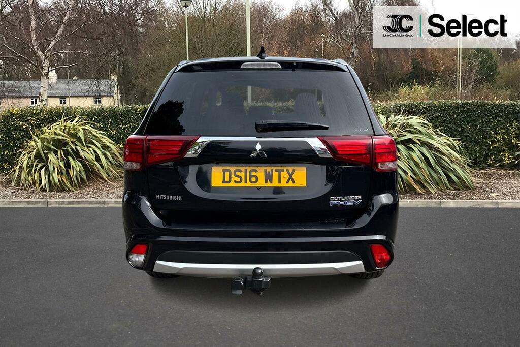 Mitsubishi Outlander Estate Silver #14