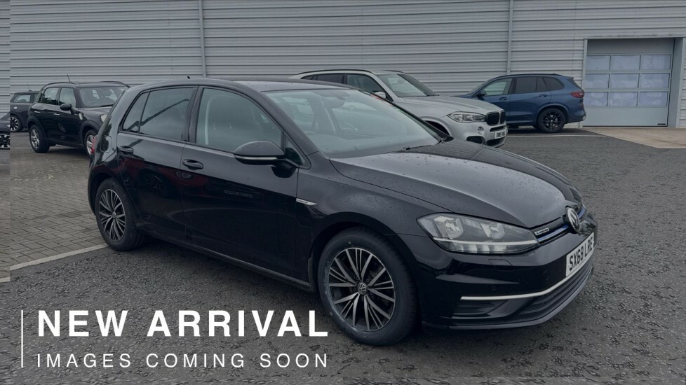 Volkswagen Golf 1.0 Tsi Match White #1