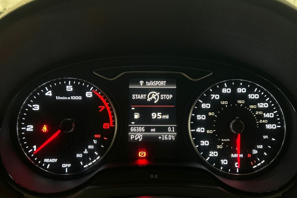 Audi A3 1.6 Tdi Se Technik Sportback Eur Black #10
