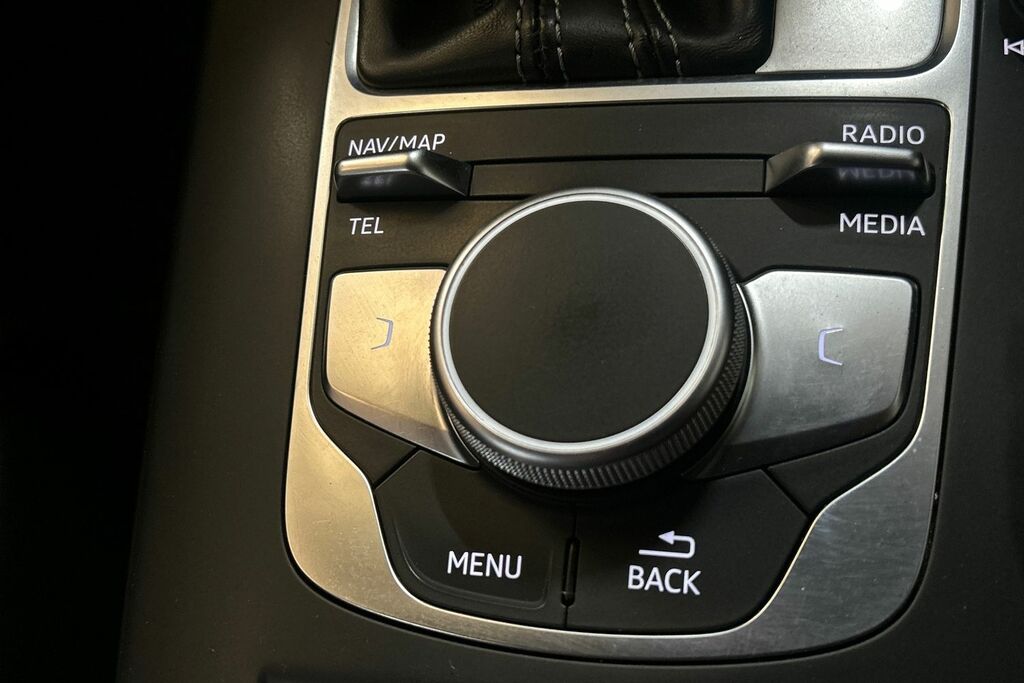 Audi A3 1.6 Tdi Se Technik Sportback Eur Black #24