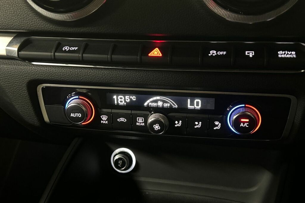 Audi A3 1.6 Tdi Se Technik Sportback Eur Black #18