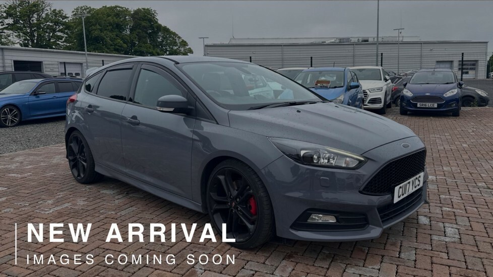 Ford Focus Hatchback 1.5 Tdci St-line Euro 6 Ss 2017 Grey #1