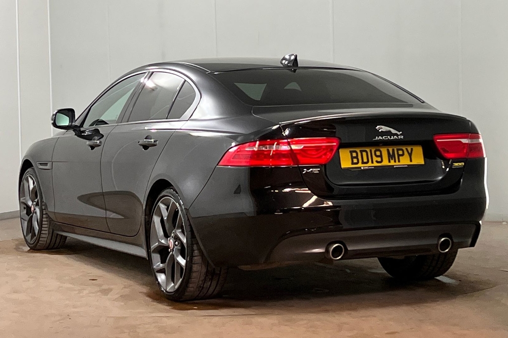 Jaguar XE I4 300 Sport Awd Black #2