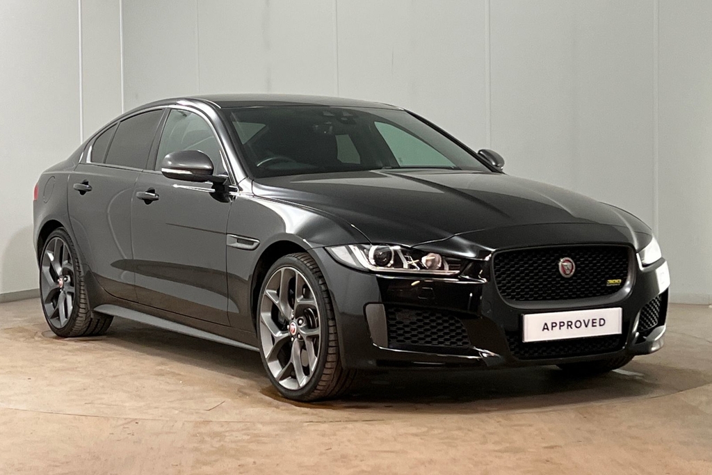 Jaguar XE I4 300 Sport Awd Black