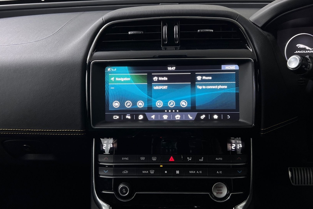 Jaguar XE 2.0 Ingenium Prestige Black #14