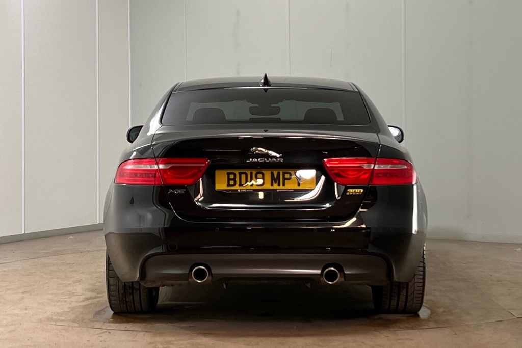 Jaguar XE I4 300 Sport Awd Black #6