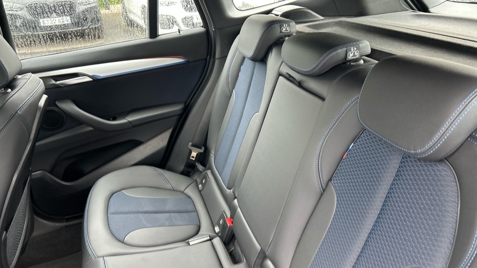 BMW X1 Sdrive 18D M Sport Step Pro Pack Black #12