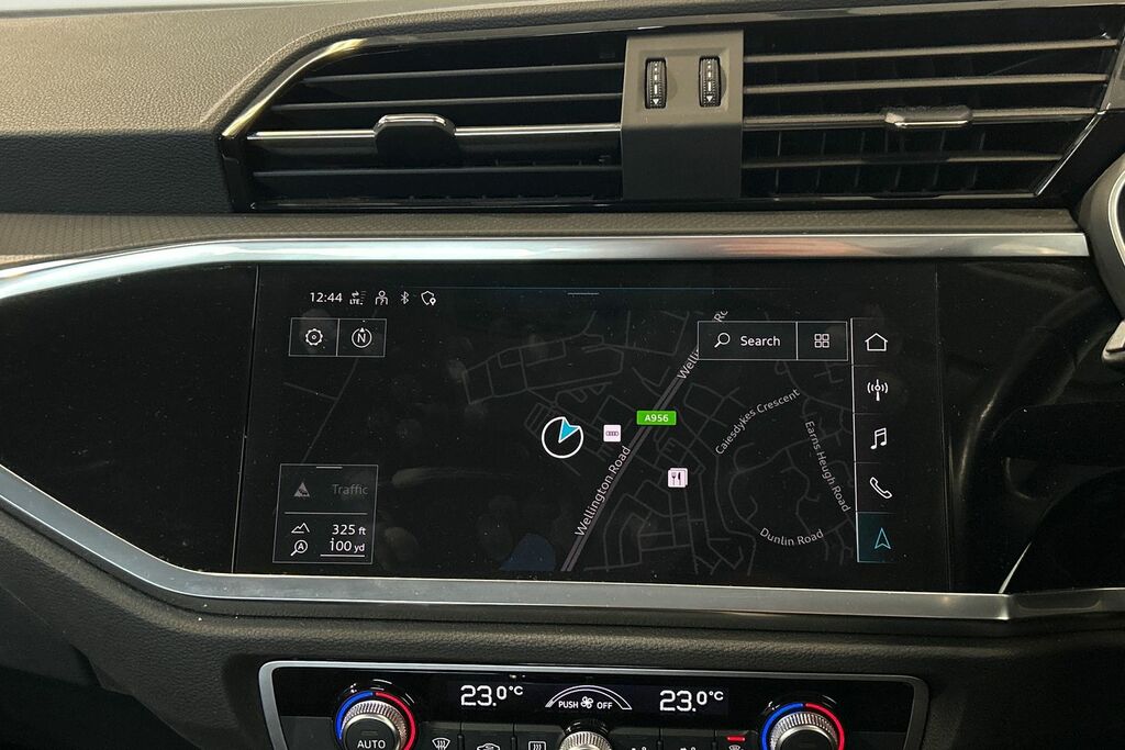 Audi Q3 35 Tdi S Line S Tronic Black #24