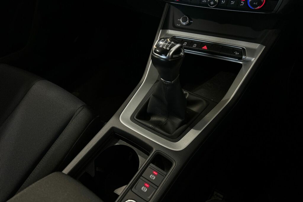 Audi Q3 35 Tdi S Line S Tronic Black #22