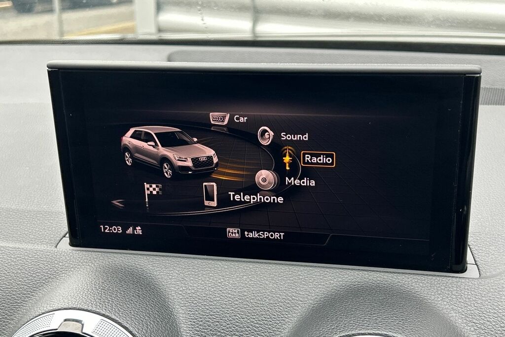 Audi Q2 30 Tfsi Sport White #12
