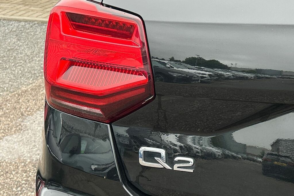 Audi Q2 30 Tfsi Sport White #19