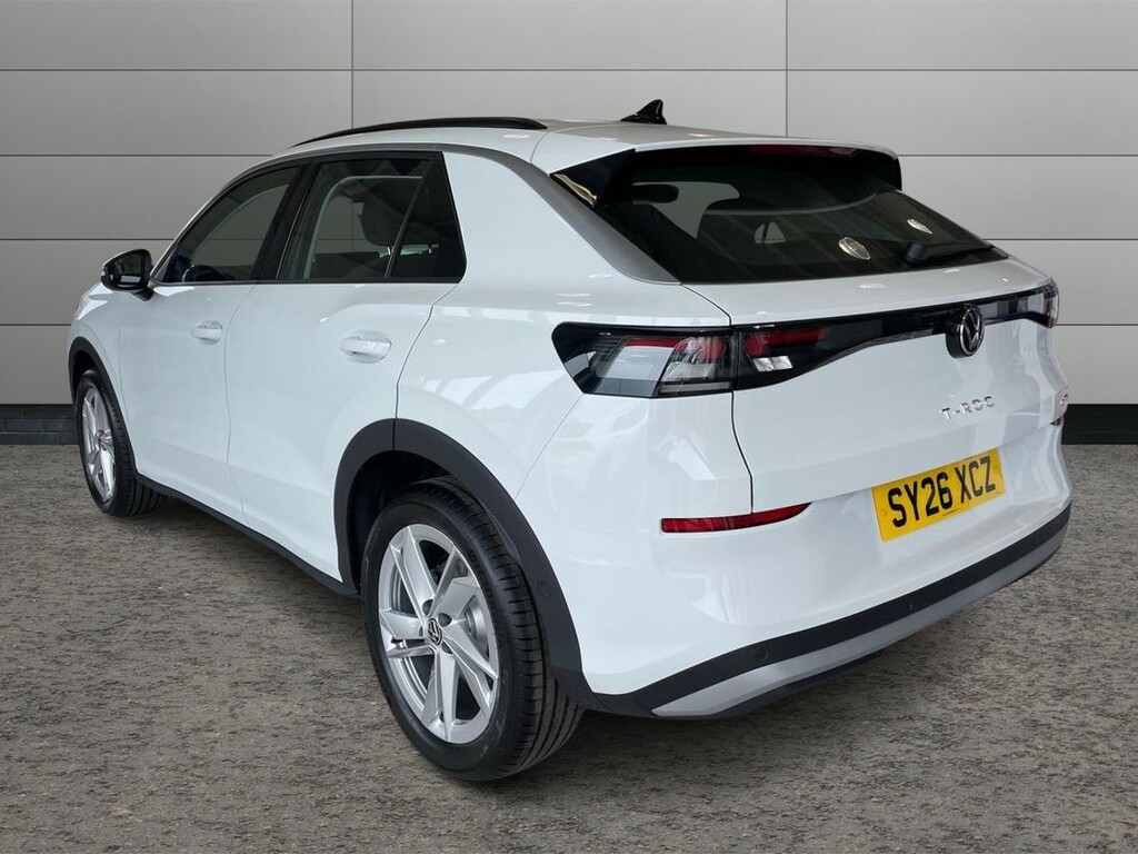 Volkswagen T-Roc 1.5 Etsi Life Dsg SY26XCZ White #3