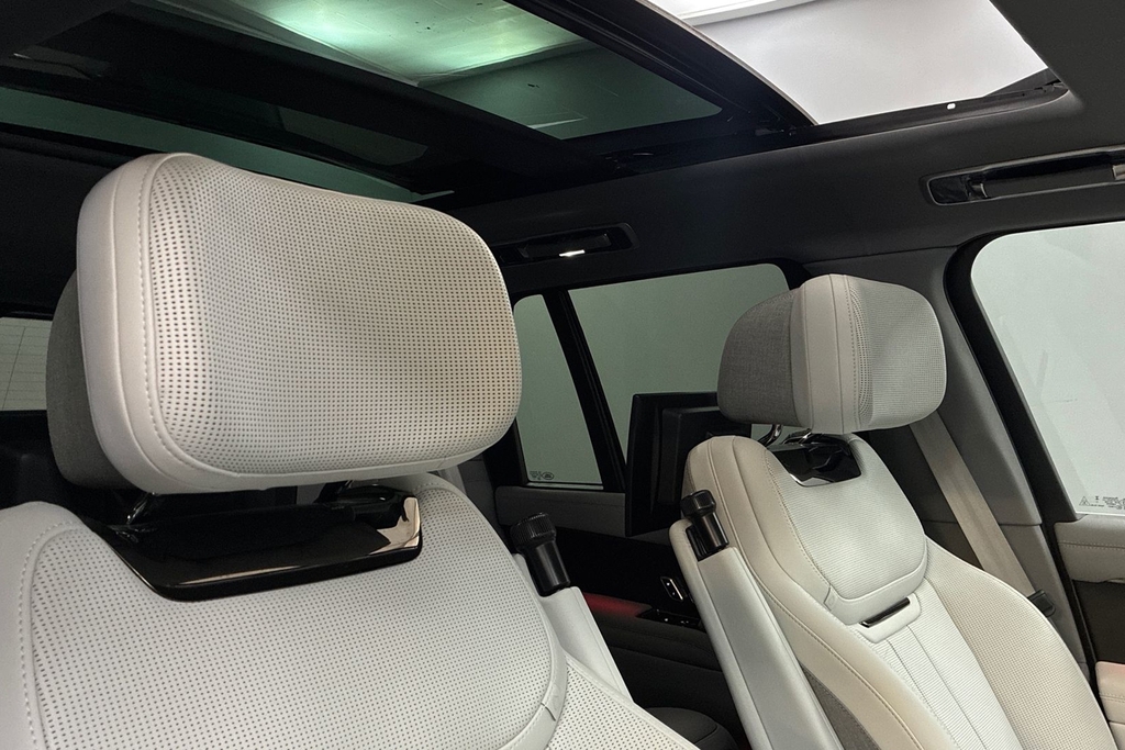 Land Rover Range Rover 2.0 P400e Dynamic Hse 404 Ps White #21