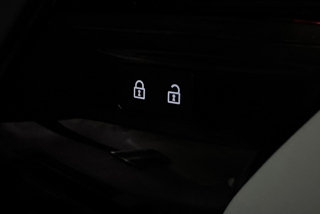 Land Rover Range Rover 2.0 P400e Dynamic Hse 404 Ps White #32