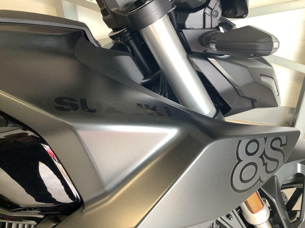 Suzuki  Abs Black #4