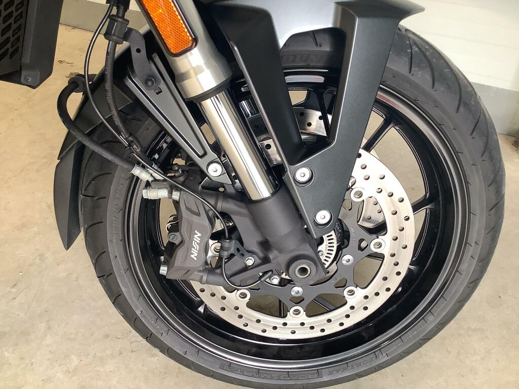 Suzuki  Abs Black #3